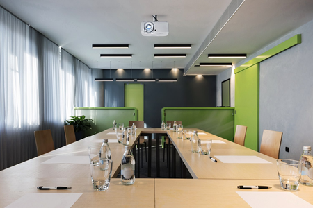 Projektor Optoma ZK450