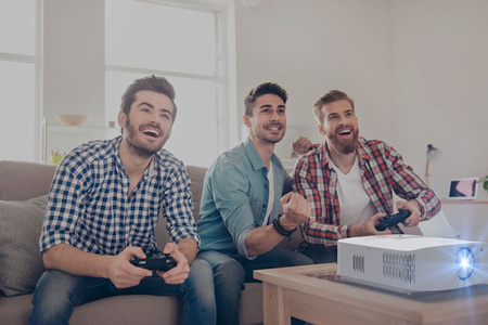 Projektor Optoma UHD35STx